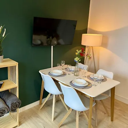 Modernes In City-naehe Apartment Flensburg